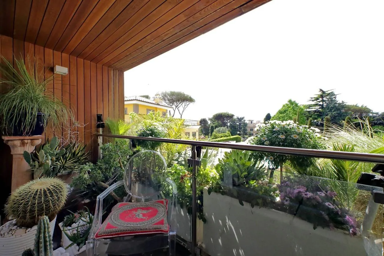 Luxury Aurelia Apartment With Swimming Pool Rome Italy