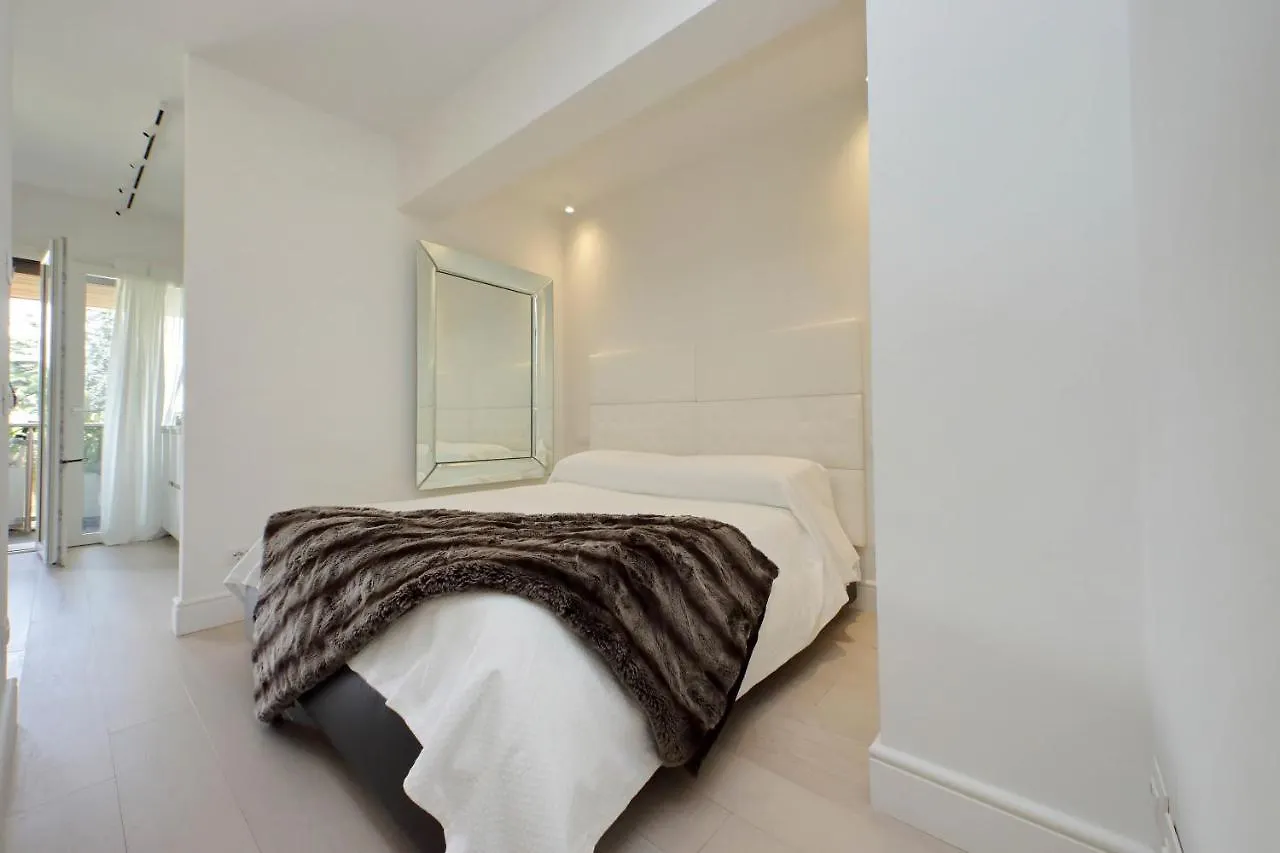 Luxury Aurelia Apartment With Swimming Pool Rome